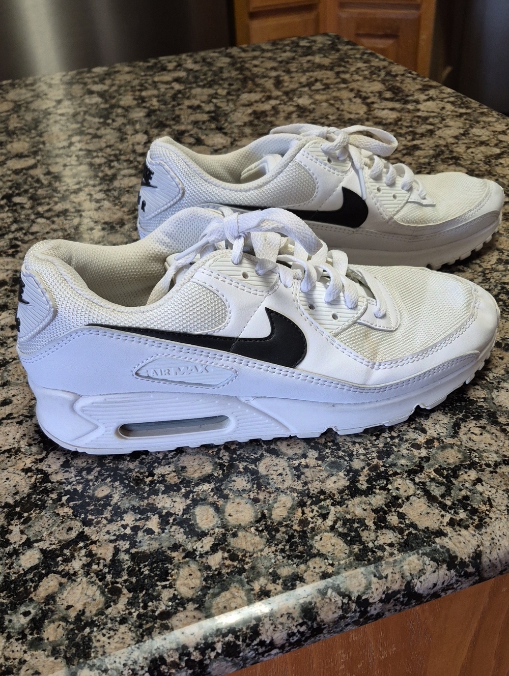 Womens Size 10 Nike Shoes